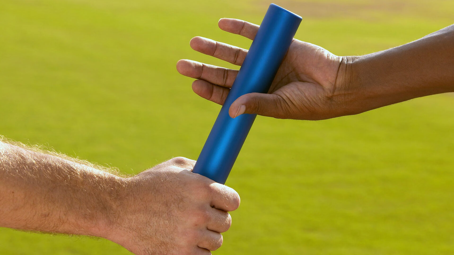 奥尔莫转会至曼联，奥尔默转会莱比锡